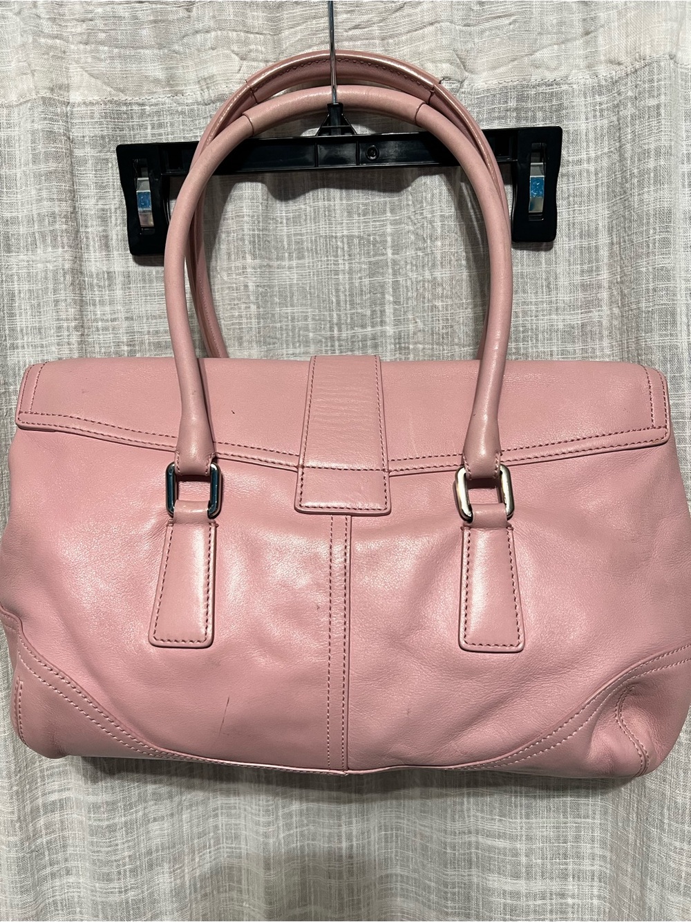Baby pink Coach leather flap Soho - Picture 2 of 5